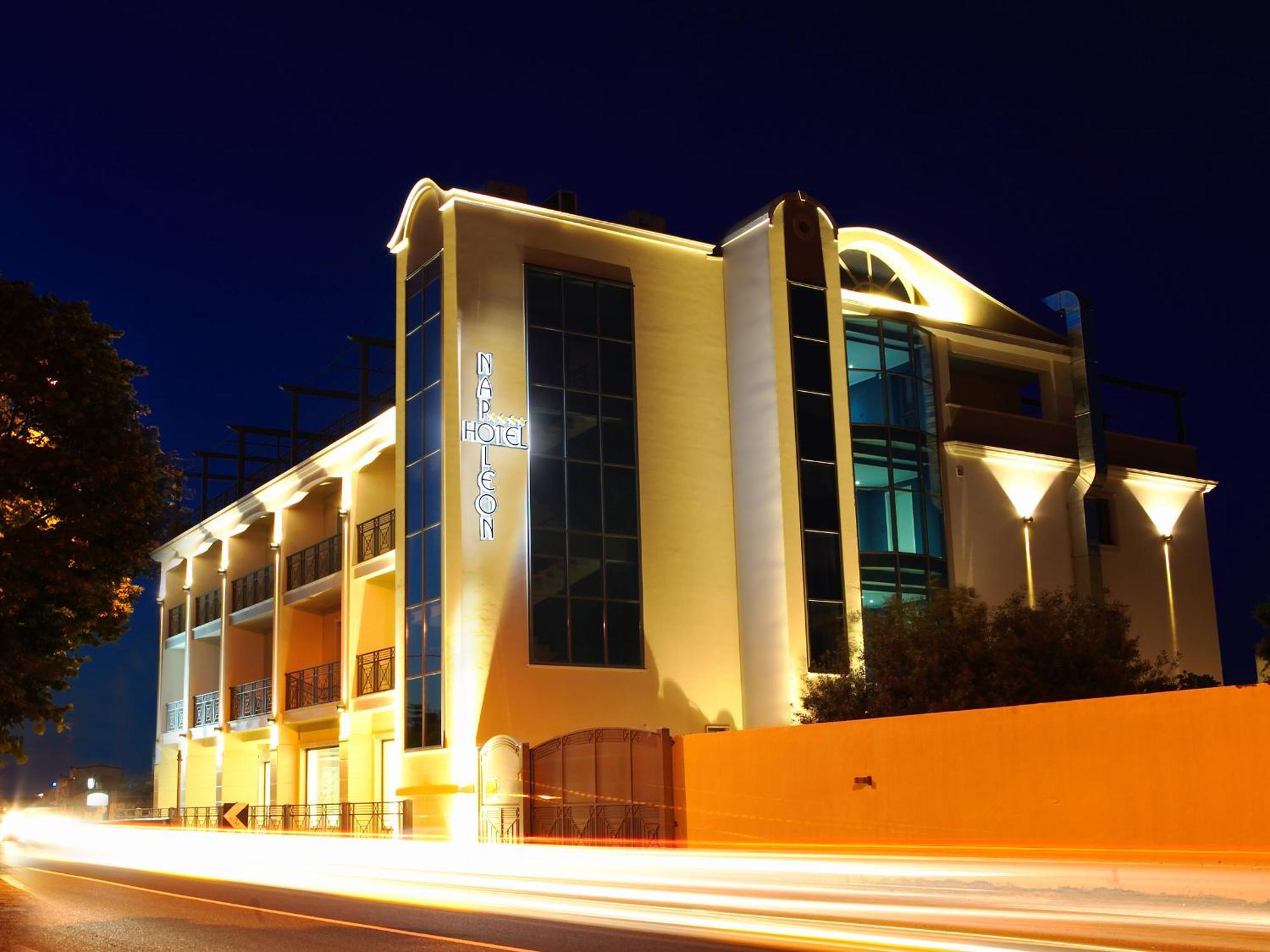 Hotel Napoleon ตอร์เร เมลิสซา ภายนอก รูปภาพ