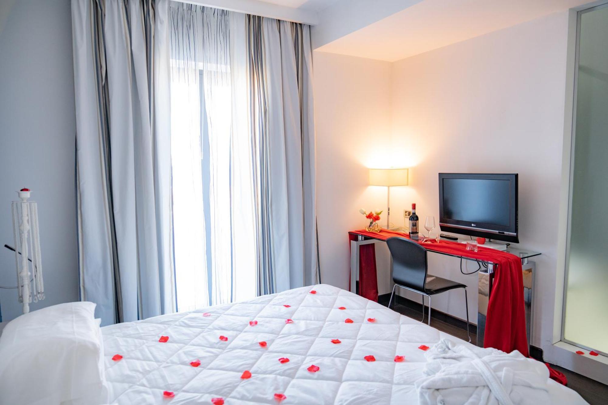 Hotel Napoleon ตอร์เร เมลิสซา ภายนอก รูปภาพ