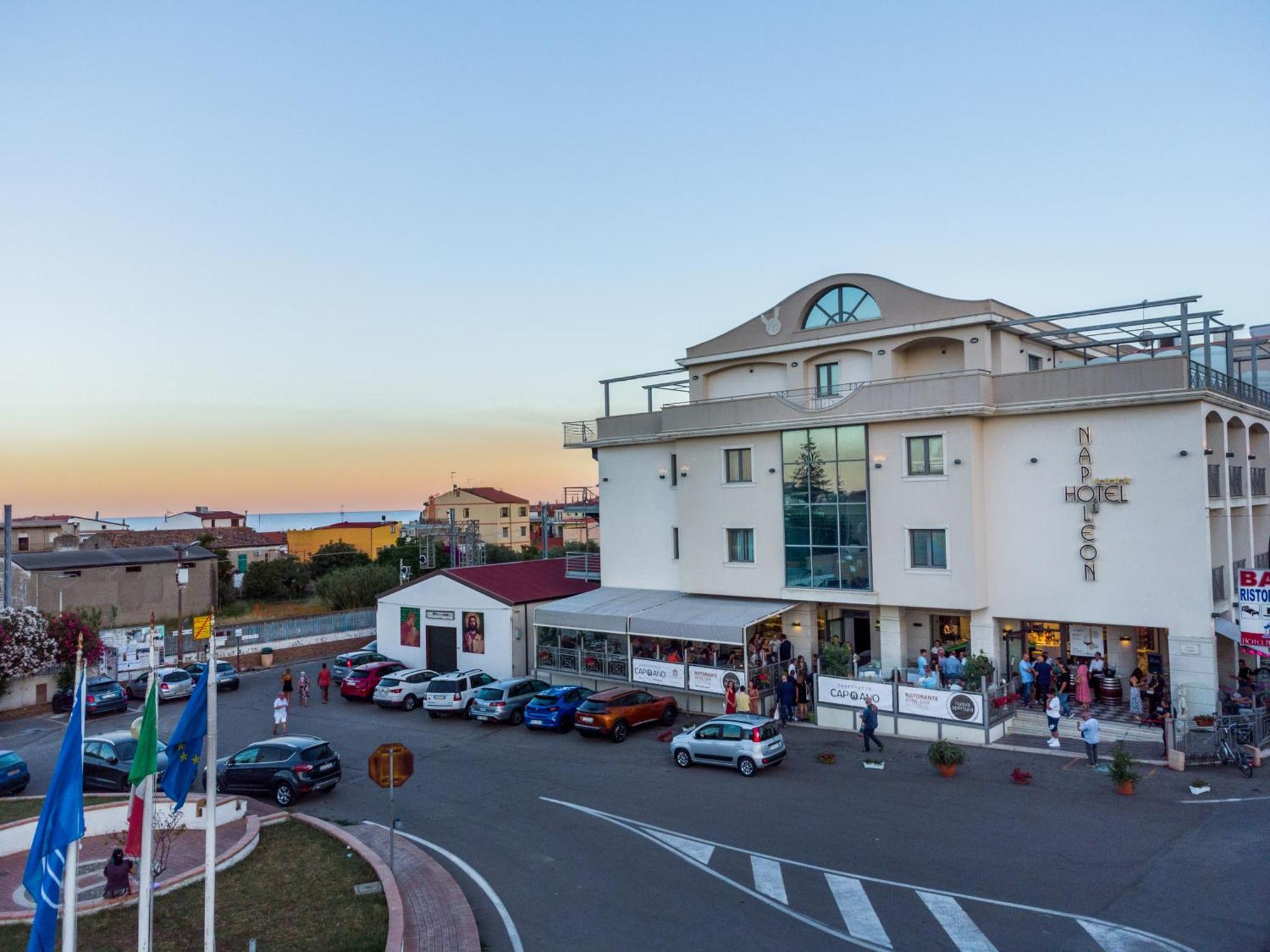 Hotel Napoleon ตอร์เร เมลิสซา ภายนอก รูปภาพ
