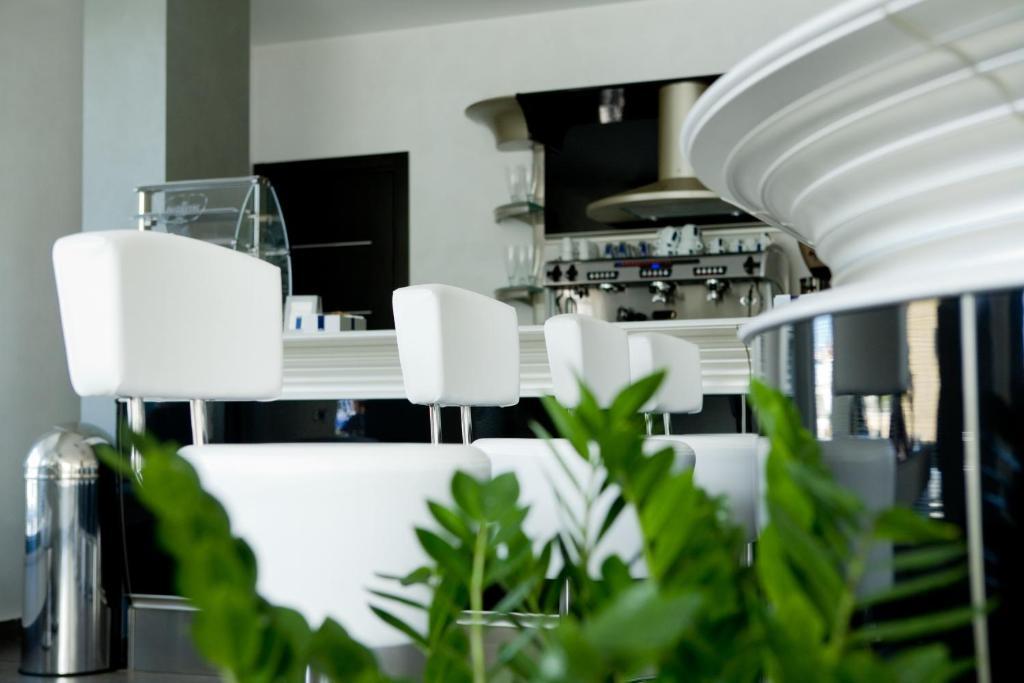 Hotel Napoleon ตอร์เร เมลิสซา ภายนอก รูปภาพ